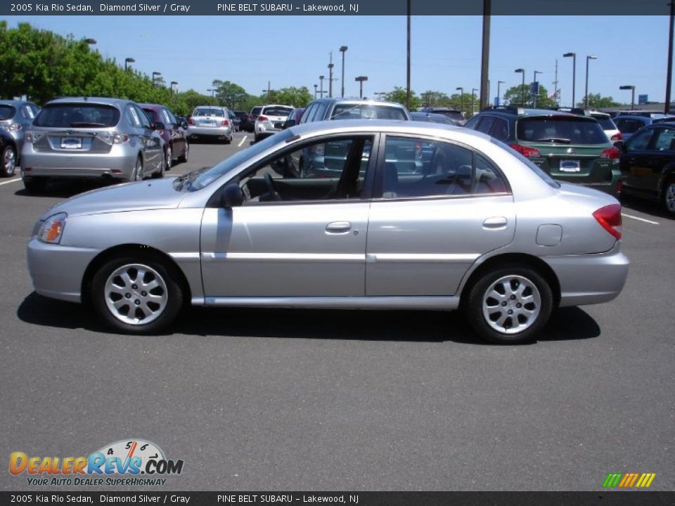 2005 Kia Rio Sedan Diamond Silver / Gray Photo #9
