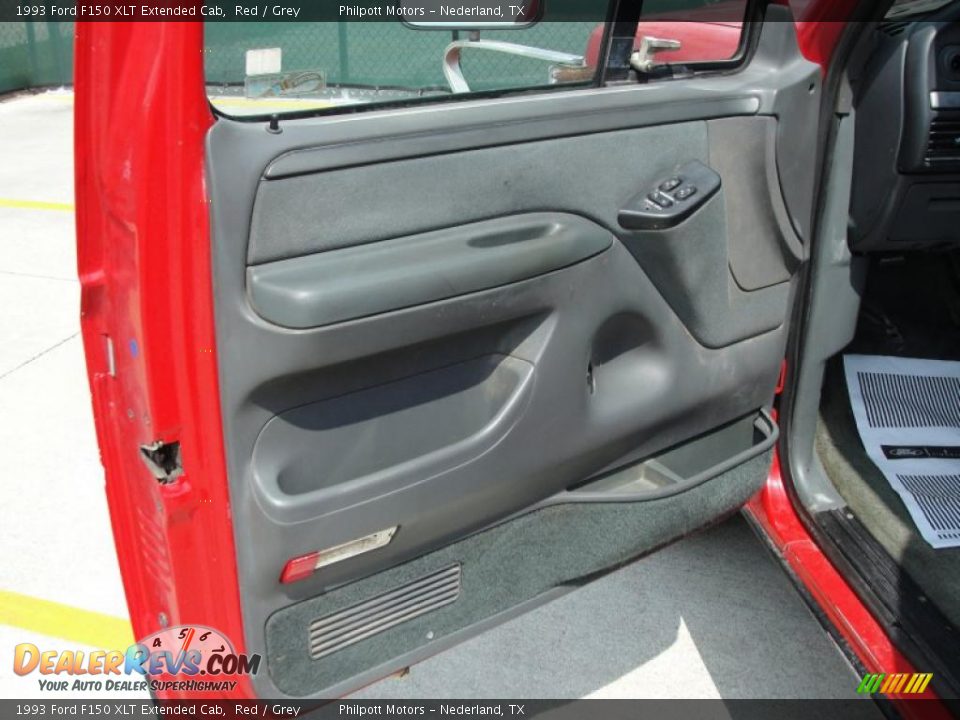 1993 Ford F150 XLT Extended Cab Red / Grey Photo #23