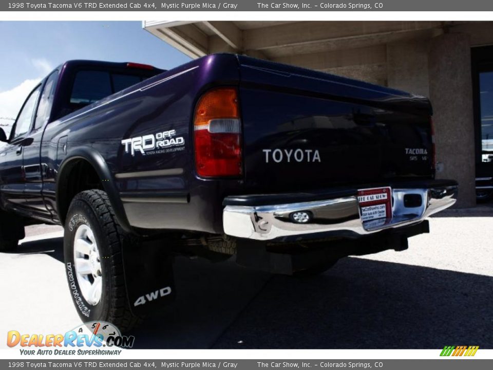 1998 Toyota Tacoma V6 TRD Extended Cab 4x4 Mystic Purple Mica / Gray Photo #18