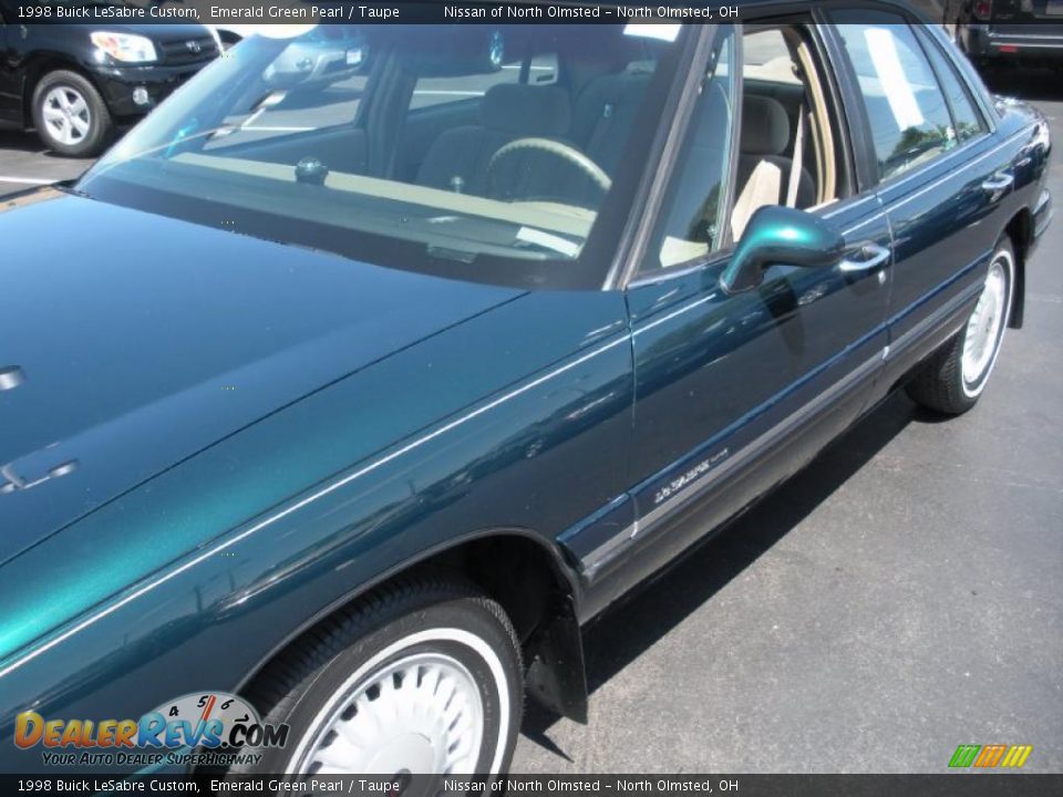 1998 Buick LeSabre Custom Emerald Green Pearl / Taupe Photo #8