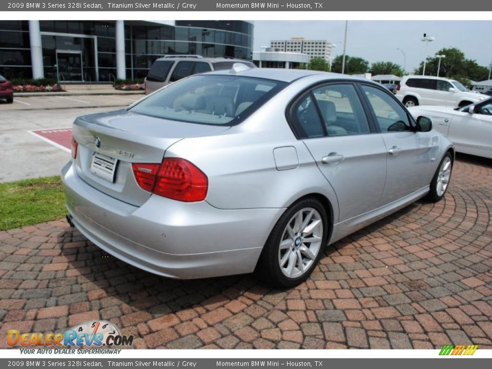 2009 BMW 3 Series 328i Sedan Titanium Silver Metallic / Grey Photo #7