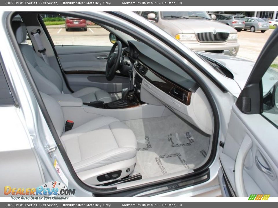 2009 BMW 3 Series 328i Sedan Titanium Silver Metallic / Grey Photo #9