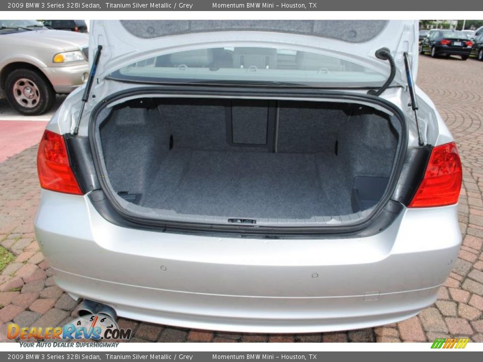 2009 BMW 3 Series 328i Sedan Titanium Silver Metallic / Grey Photo #11