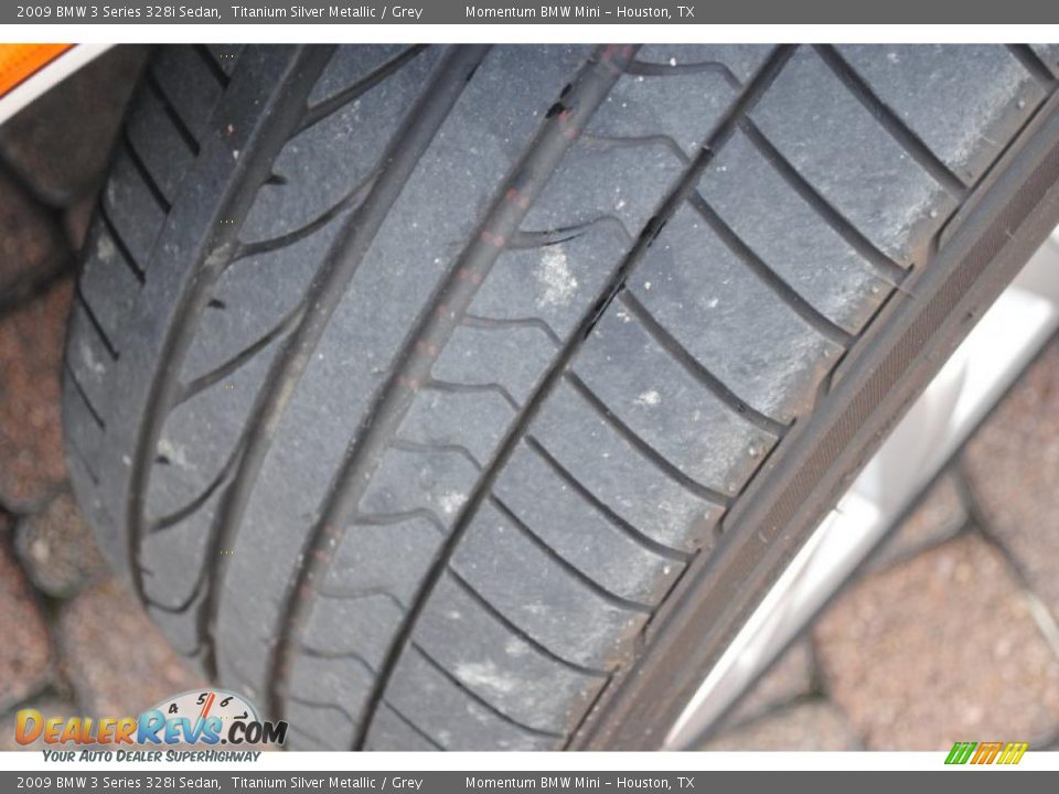 2009 BMW 3 Series 328i Sedan Titanium Silver Metallic / Grey Photo #18