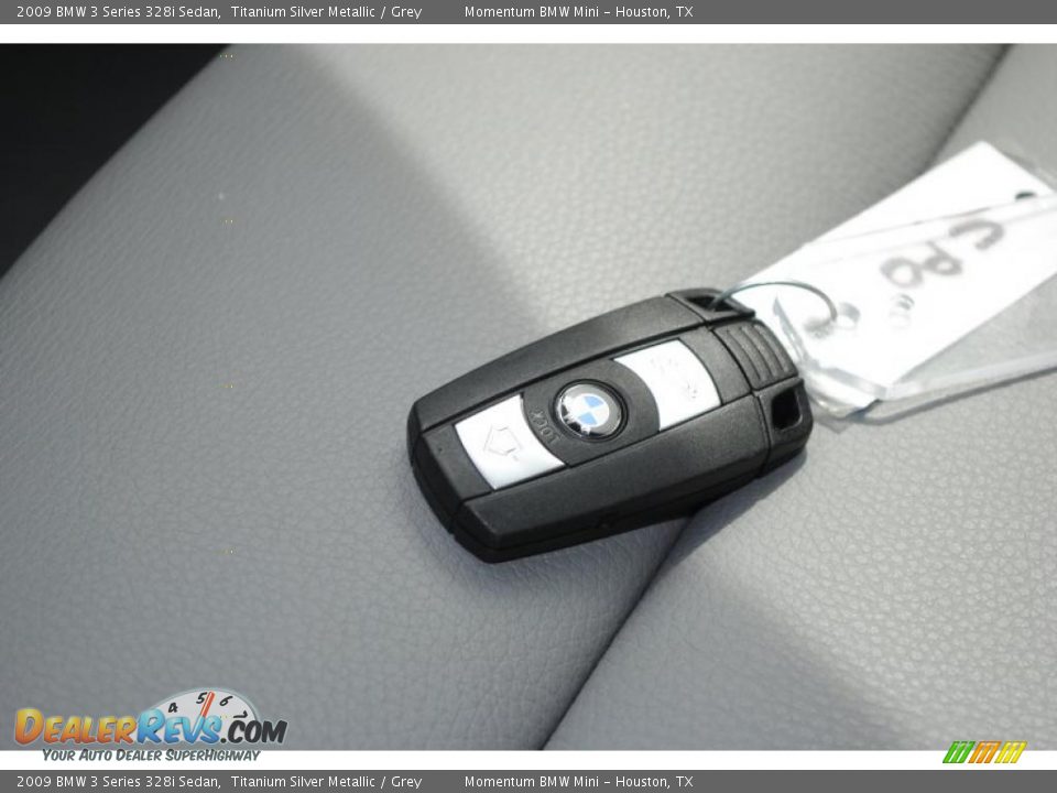 2009 BMW 3 Series 328i Sedan Titanium Silver Metallic / Grey Photo #20