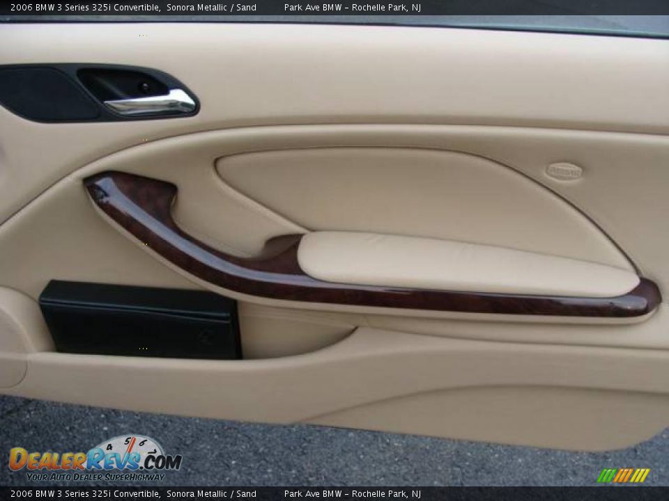 2006 BMW 3 Series 325i Convertible Sonora Metallic / Sand Photo #25