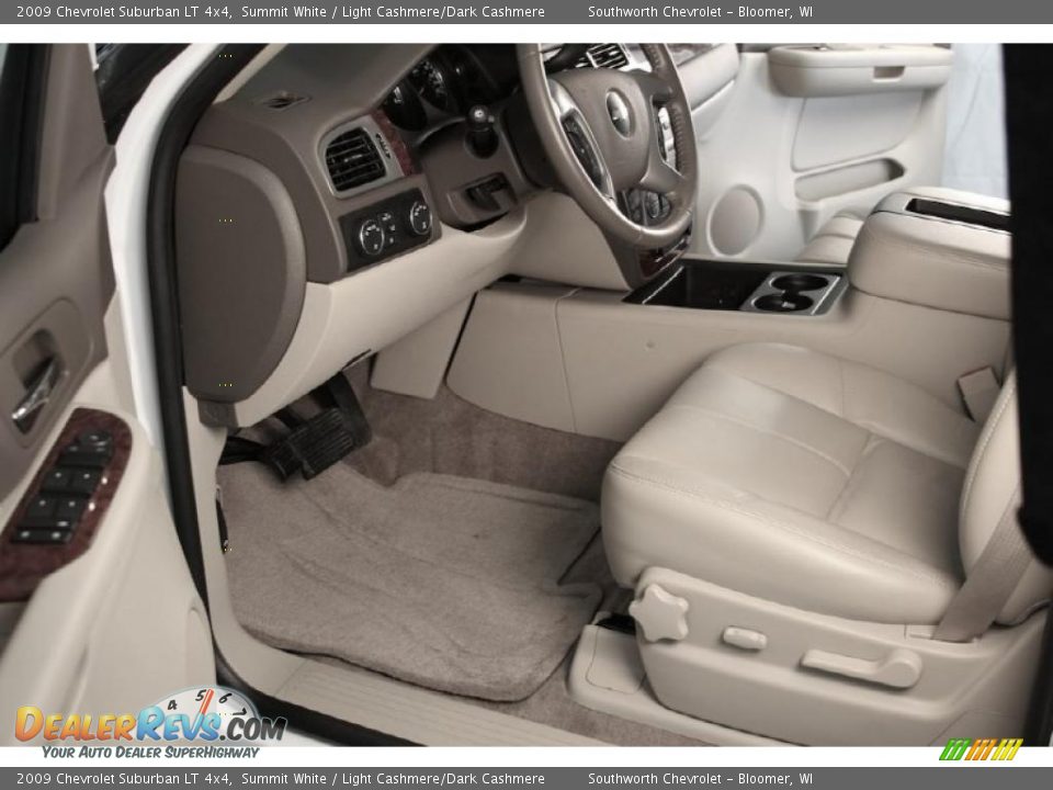 2009 Chevrolet Suburban LT 4x4 Summit White / Light Cashmere/Dark Cashmere Photo #6