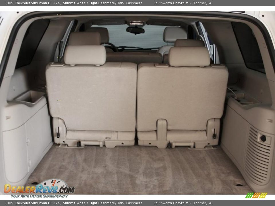 2009 Chevrolet Suburban LT 4x4 Summit White / Light Cashmere/Dark Cashmere Photo #11