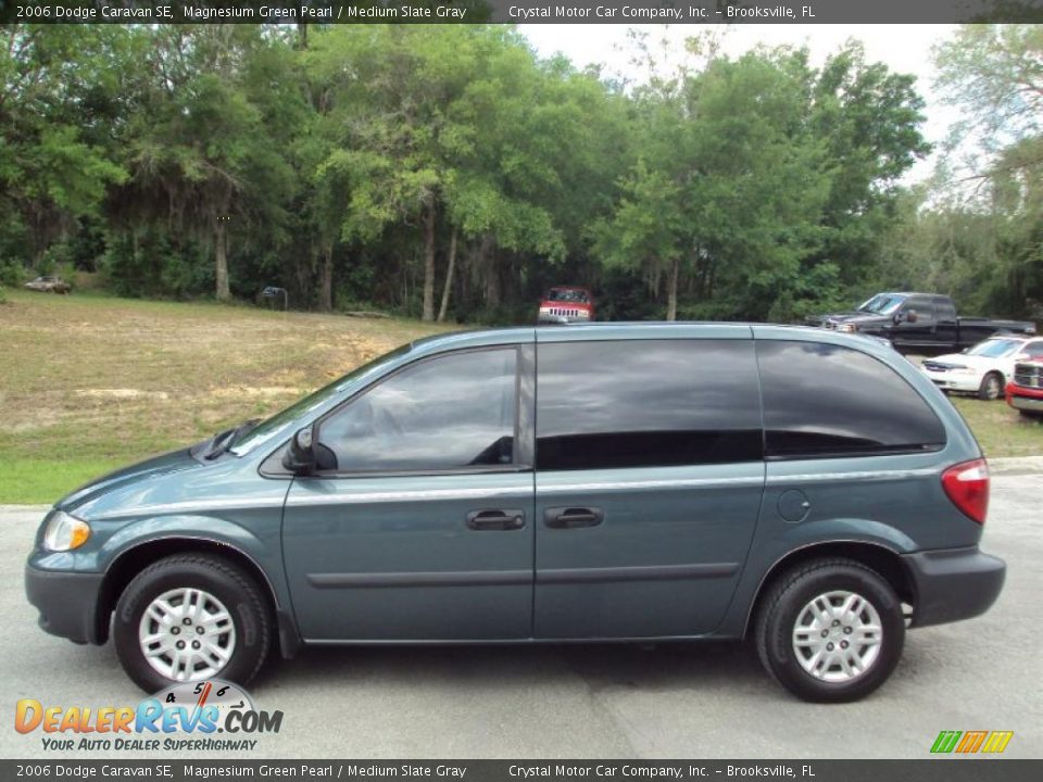 2006 Dodge Caravan SE Magnesium Green Pearl / Medium Slate Gray Photo #2