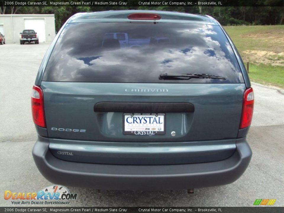 2006 Dodge Caravan SE Magnesium Green Pearl / Medium Slate Gray Photo #7