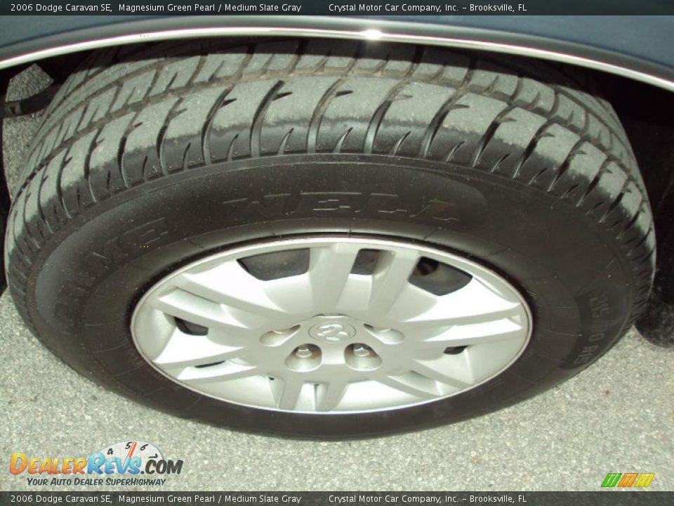 2006 Dodge Caravan SE Magnesium Green Pearl / Medium Slate Gray Photo #14