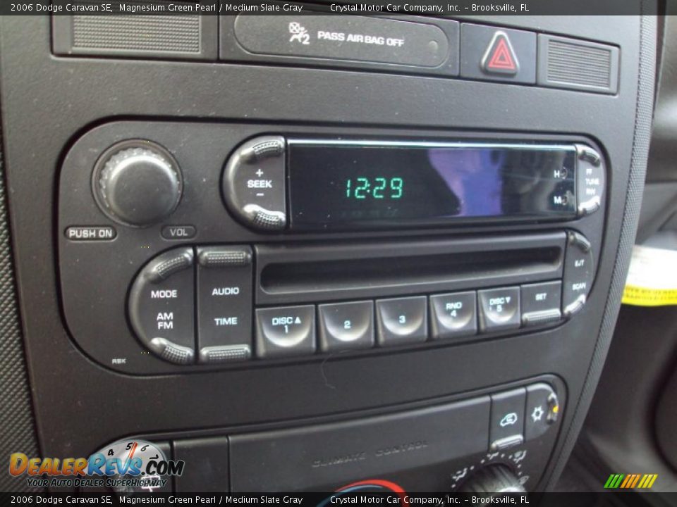 2006 Dodge Caravan SE Magnesium Green Pearl / Medium Slate Gray Photo #19