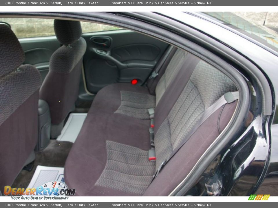 2003 Pontiac Grand Am SE Sedan Black / Dark Pewter Photo #4
