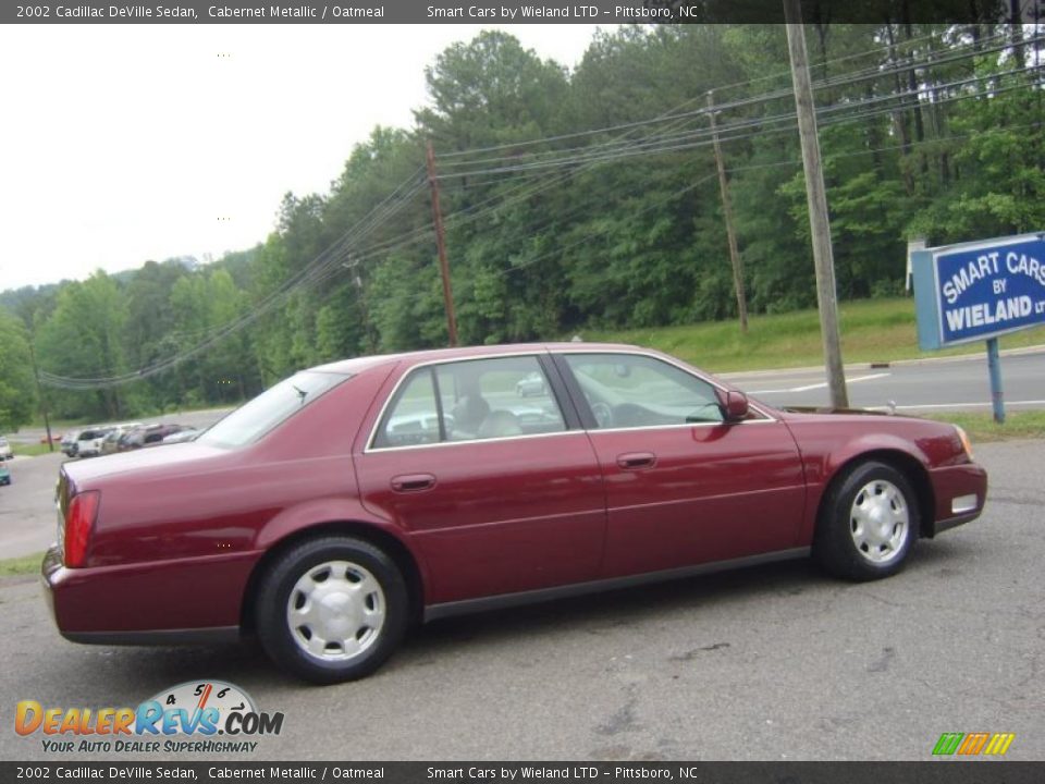 2002 Cadillac DeVille Sedan Cabernet Metallic / Oatmeal Photo #4