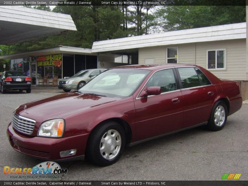 2002 Cadillac DeVille Sedan Cabernet Metallic / Oatmeal Photo #10