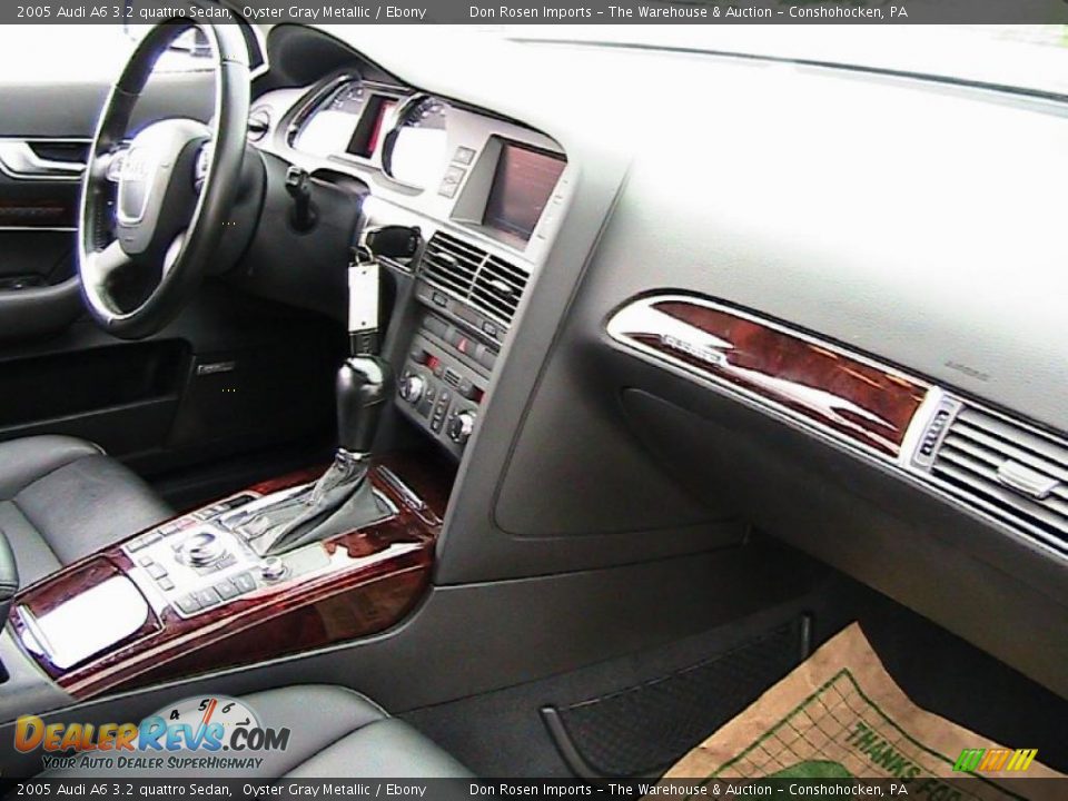 2005 Audi A6 3.2 quattro Sedan Oyster Gray Metallic / Ebony Photo #32