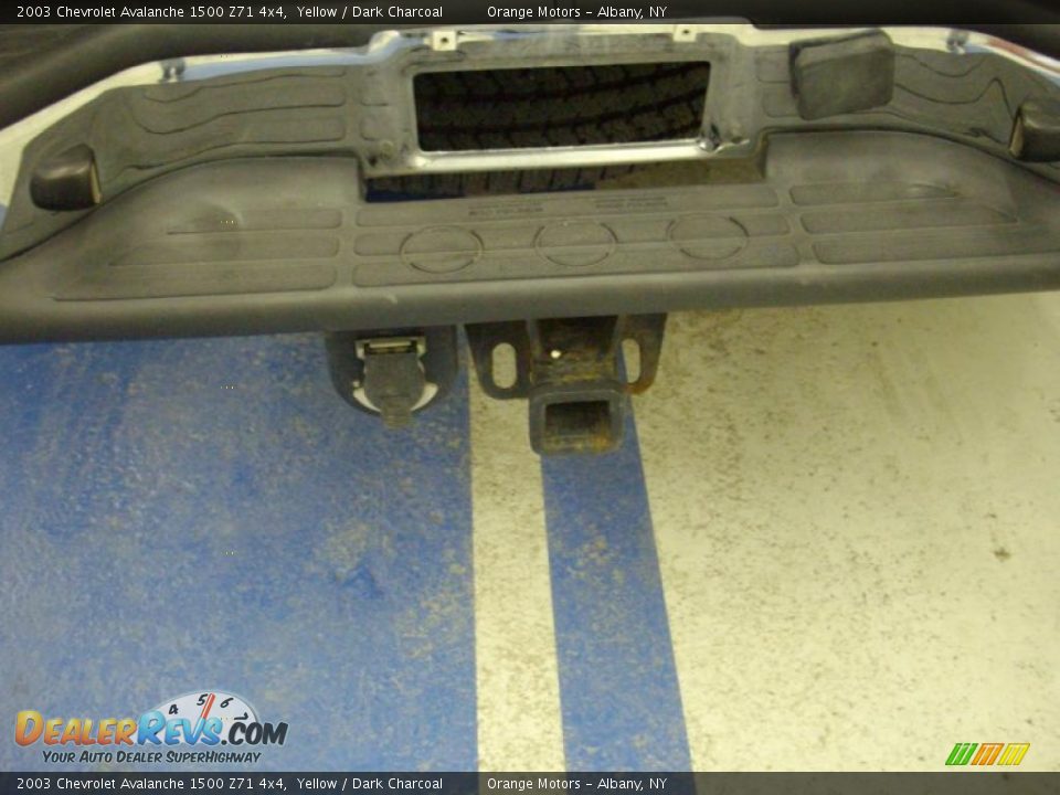 2003 Chevrolet Avalanche 1500 Z71 4x4 Yellow / Dark Charcoal Photo #14