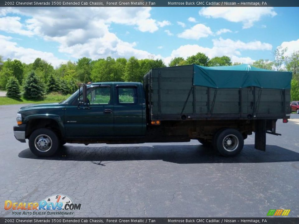 2002 Chevrolet Silverado 3500 Extended Cab Chassis Forest Green Metallic / Tan Photo #3