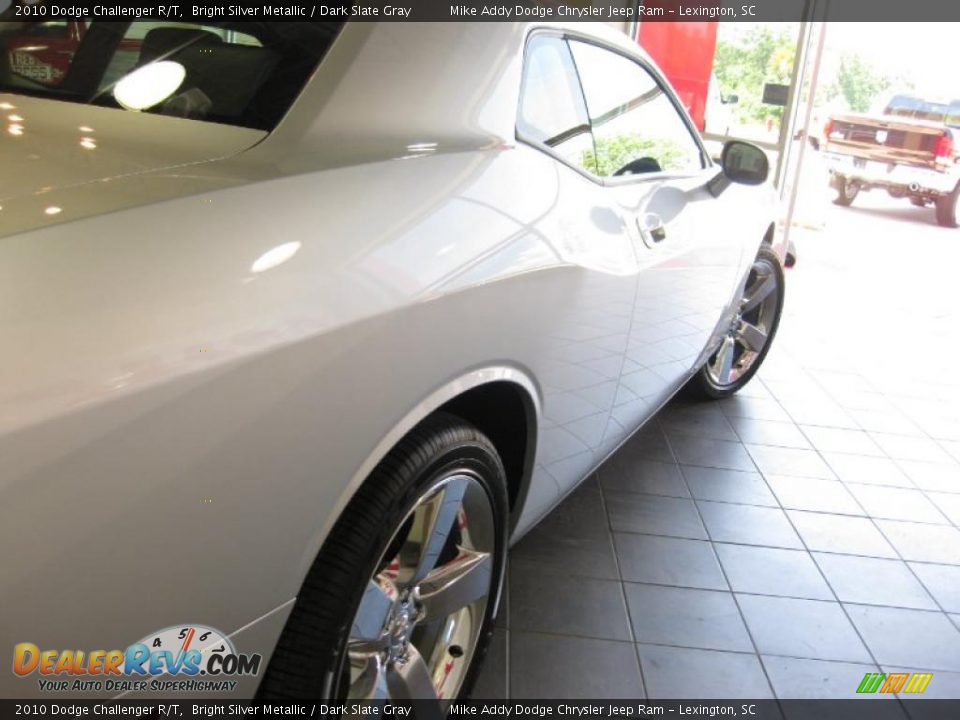 2010 Dodge Challenger R/T Bright Silver Metallic / Dark Slate Gray Photo #9
