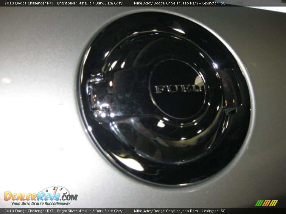 2010 Dodge Challenger R/T Bright Silver Metallic / Dark Slate Gray Photo #16