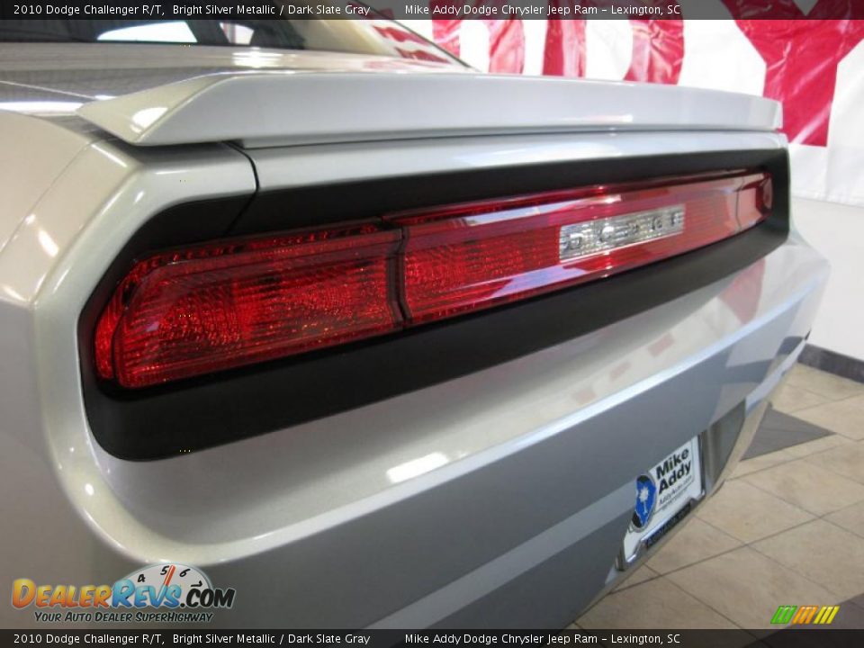 2010 Dodge Challenger R/T Bright Silver Metallic / Dark Slate Gray Photo #18