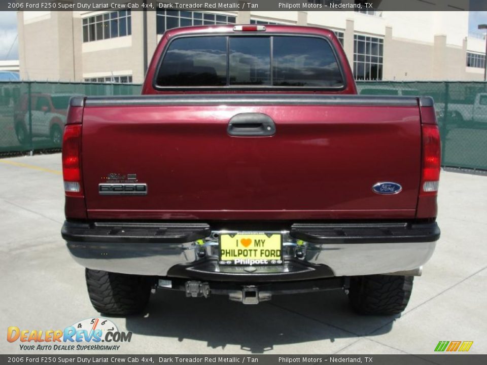 2006 Ford F250 Super Duty Lariat Crew Cab 4x4 Dark Toreador Red Metallic / Tan Photo #4