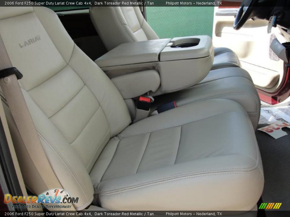 2006 Ford F250 Super Duty Lariat Crew Cab 4x4 Dark Toreador Red Metallic / Tan Photo #32