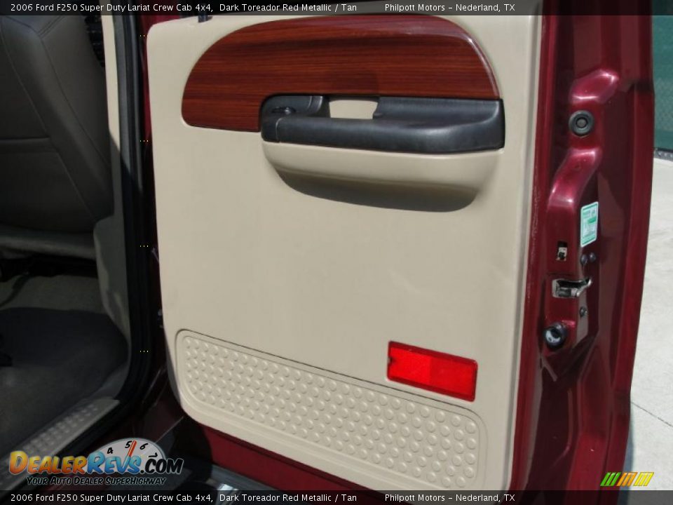 2006 Ford F250 Super Duty Lariat Crew Cab 4x4 Dark Toreador Red Metallic / Tan Photo #33