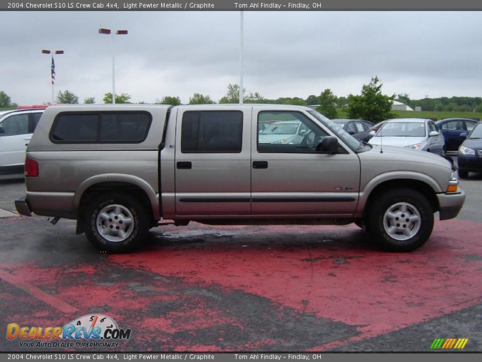 2004 Chevrolet S10 LS Crew Cab 4x4 Light Pewter Metallic / Graphite Photo #6