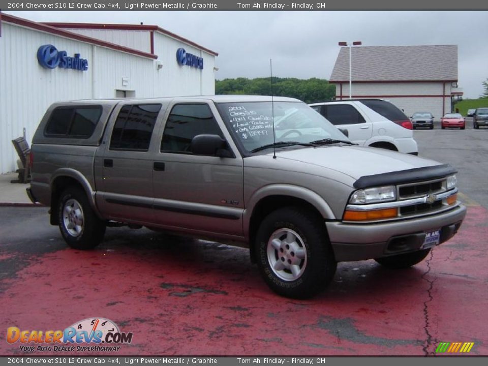 2004 Chevrolet S10 LS Crew Cab 4x4 Light Pewter Metallic / Graphite Photo #7