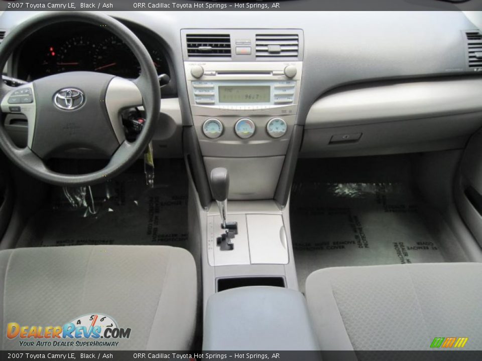 2007 Toyota Camry LE Black / Ash Photo #11