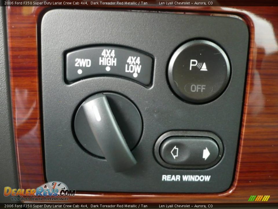 2006 Ford F350 Super Duty Lariat Crew Cab 4x4 Dark Toreador Red Metallic / Tan Photo #31