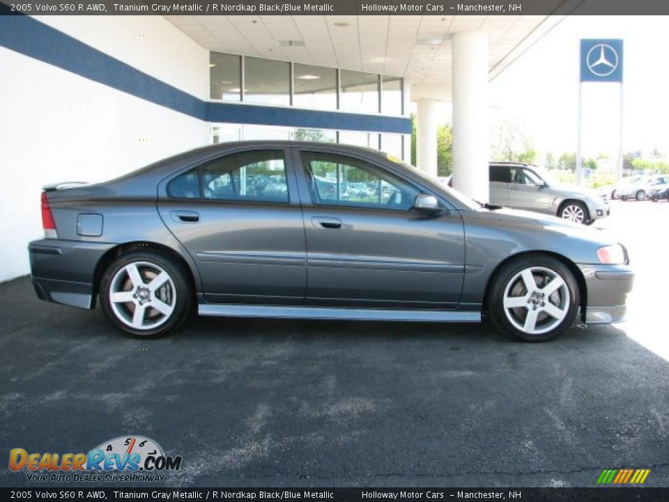 2005 Volvo S60 R AWD Titanium Gray Metallic / R Nordkap Black/Blue Metallic Photo #3