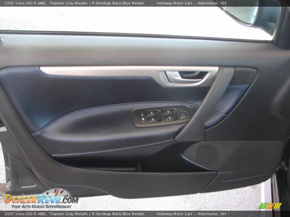 2005 Volvo S60 R AWD Titanium Gray Metallic / R Nordkap Black/Blue Metallic Photo #8
