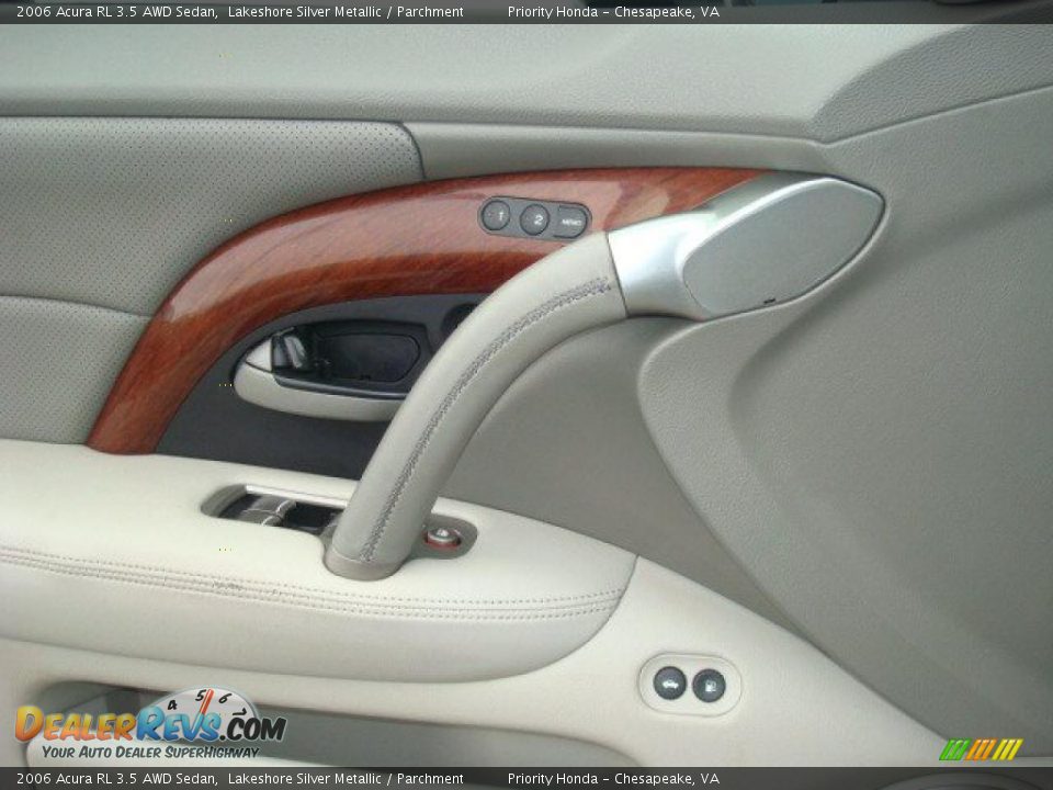 2006 Acura RL 3.5 AWD Sedan Lakeshore Silver Metallic / Parchment Photo #13