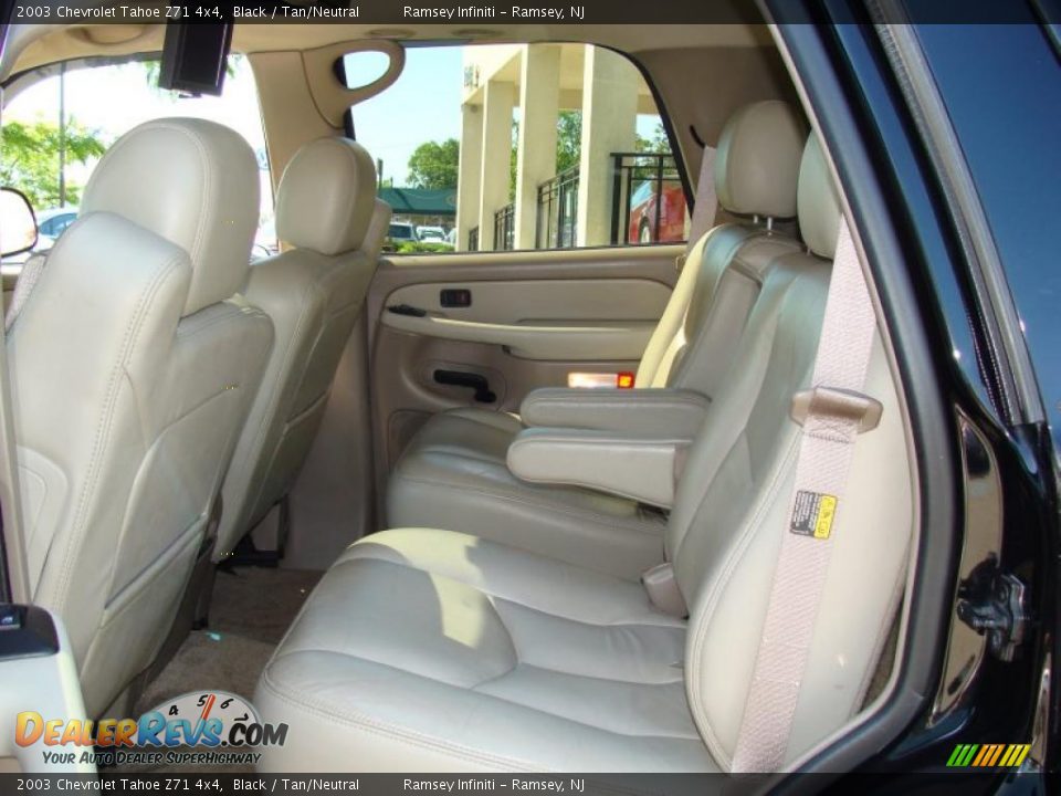 2003 Chevrolet Tahoe Z71 4x4 Black / Tan/Neutral Photo #8