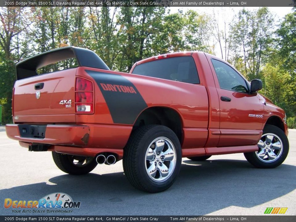 2005 Dodge Ram 1500 SLT Daytona Regular Cab 4x4 Go ManGo! / Dark Slate Gray Photo #4