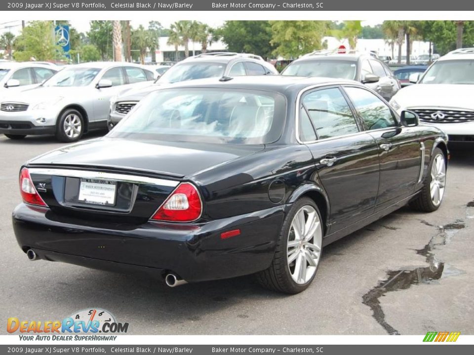 2009 Jaguar XJ Super V8 Portfolio Celestial Black / Navy/Barley Photo #17