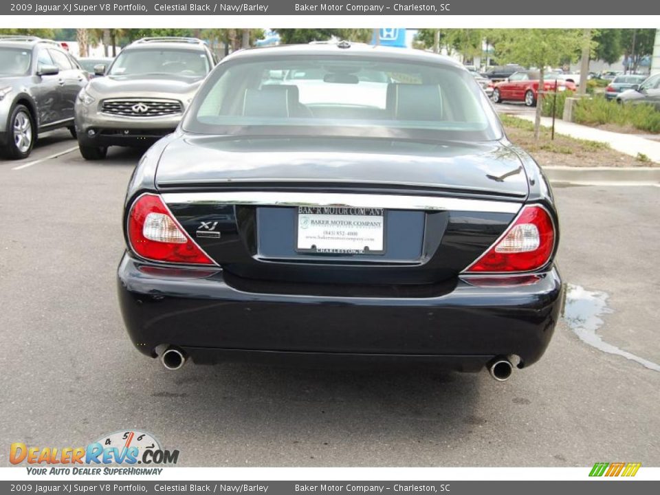 2009 Jaguar XJ Super V8 Portfolio Celestial Black / Navy/Barley Photo #18