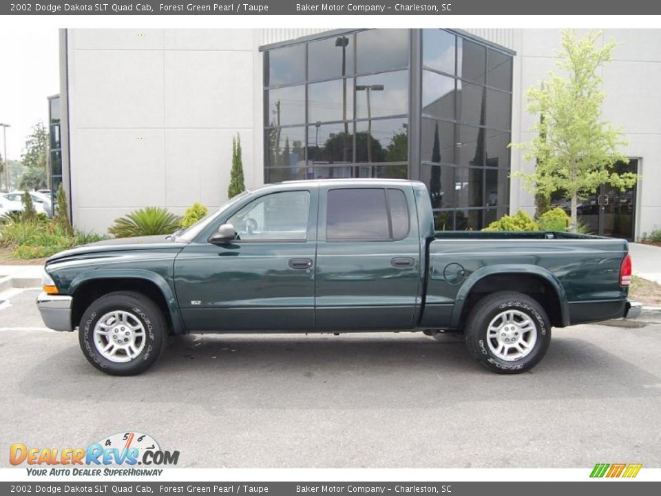 2002 Dodge Dakota SLT Quad Cab Forest Green Pearl / Taupe Photo #2