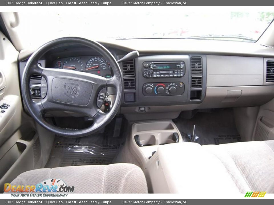 2002 Dodge Dakota SLT Quad Cab Forest Green Pearl / Taupe Photo #3