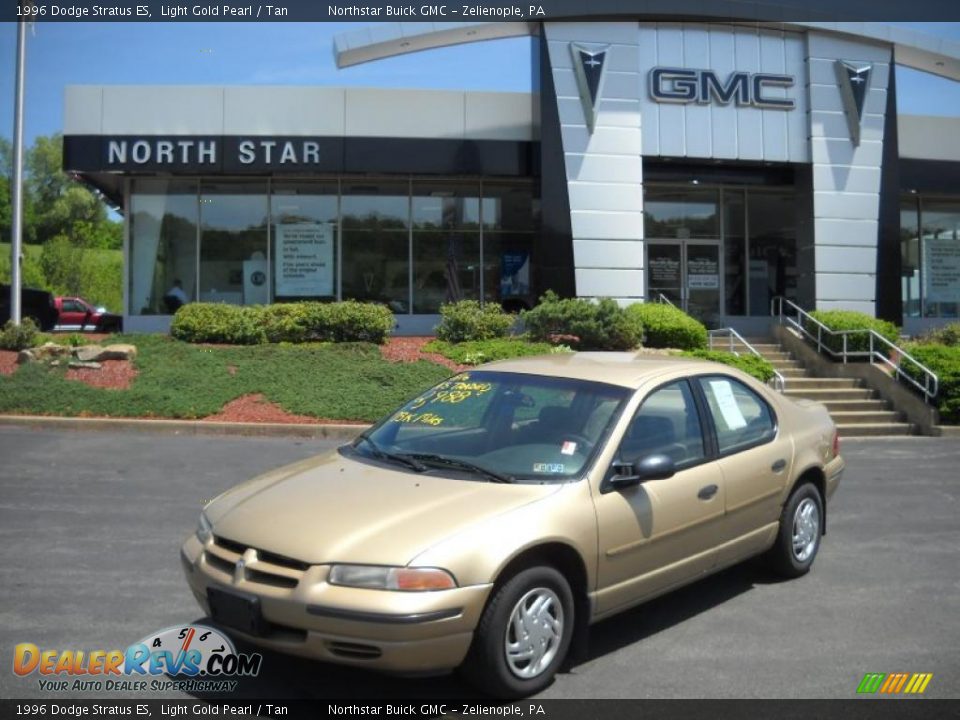 1996 Dodge Stratus ES Light Gold Pearl / Tan Photo #1