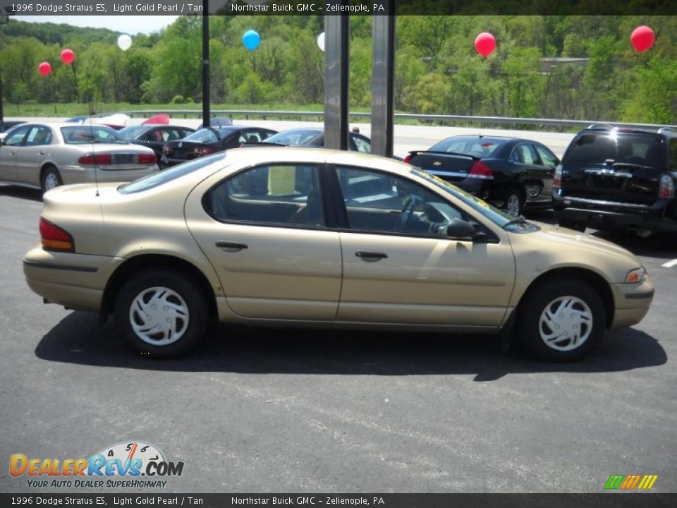 1996 Dodge Stratus ES Light Gold Pearl / Tan Photo #4