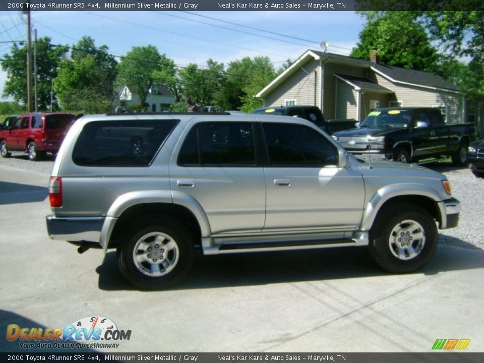 2000 Toyota 4Runner SR5 4x4 Millennium Silver Metallic / Gray Photo #7