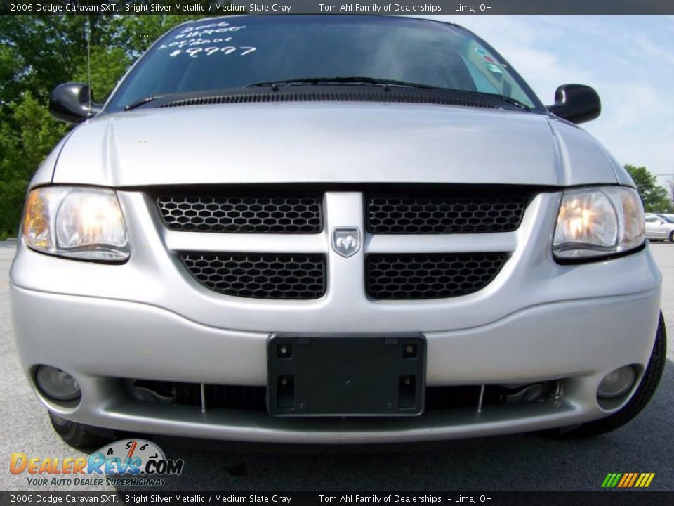 2006 Dodge Caravan SXT Bright Silver Metallic / Medium Slate Gray Photo #2