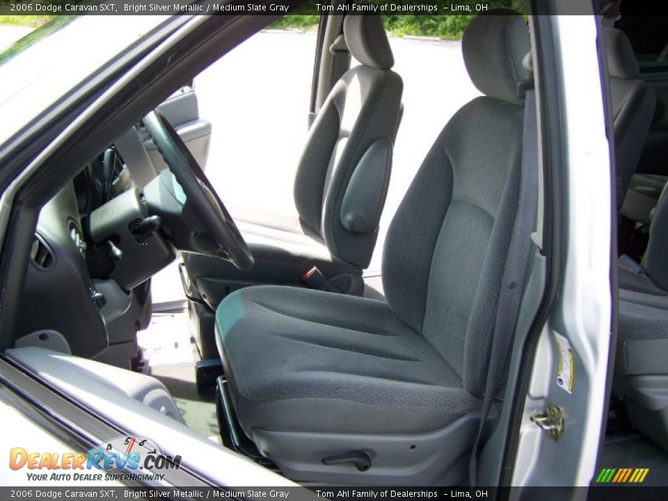 2006 Dodge Caravan SXT Bright Silver Metallic / Medium Slate Gray Photo #7