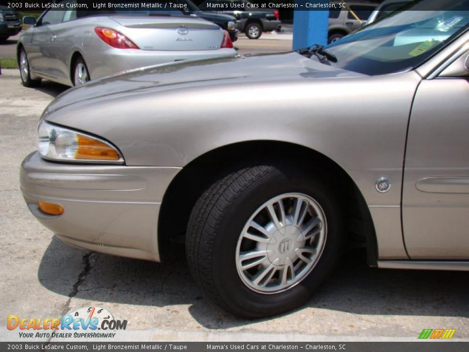 2003 Buick LeSabre Custom Light Bronzemist Metallic / Taupe Photo #31