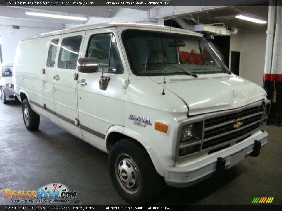 1995 Chevrolet Chevy Van G30 Cargo White / Gray Photo #4