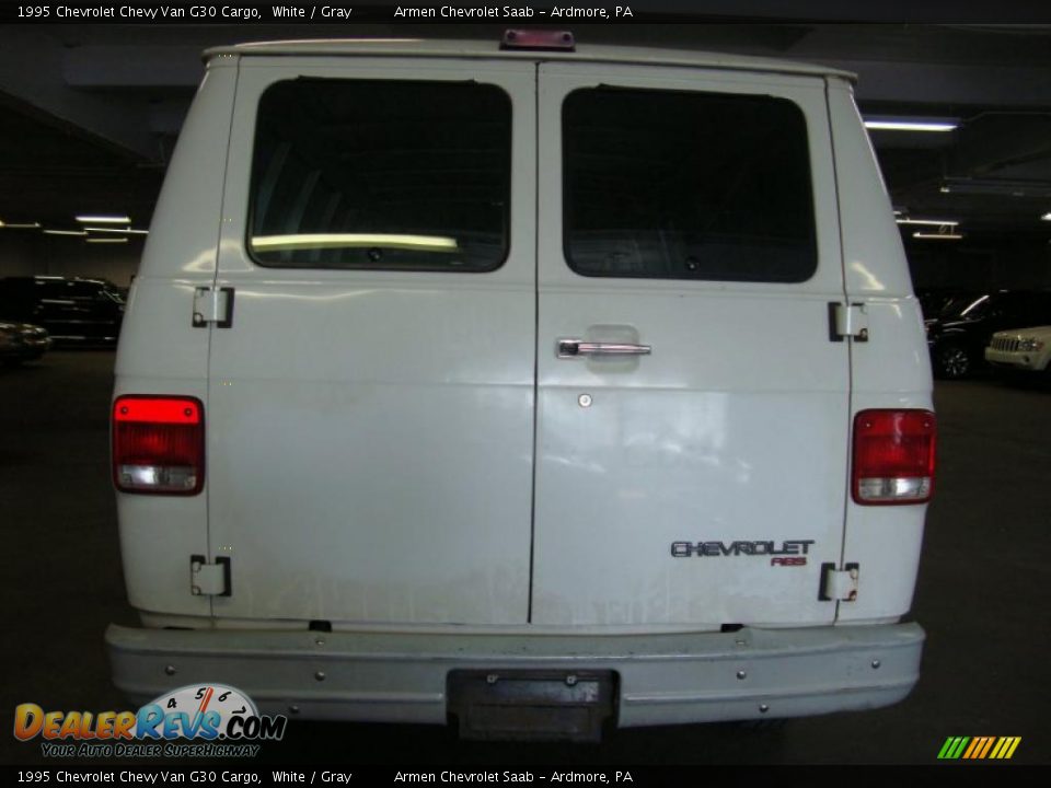 1995 Chevrolet Chevy Van G30 Cargo White / Gray Photo #8