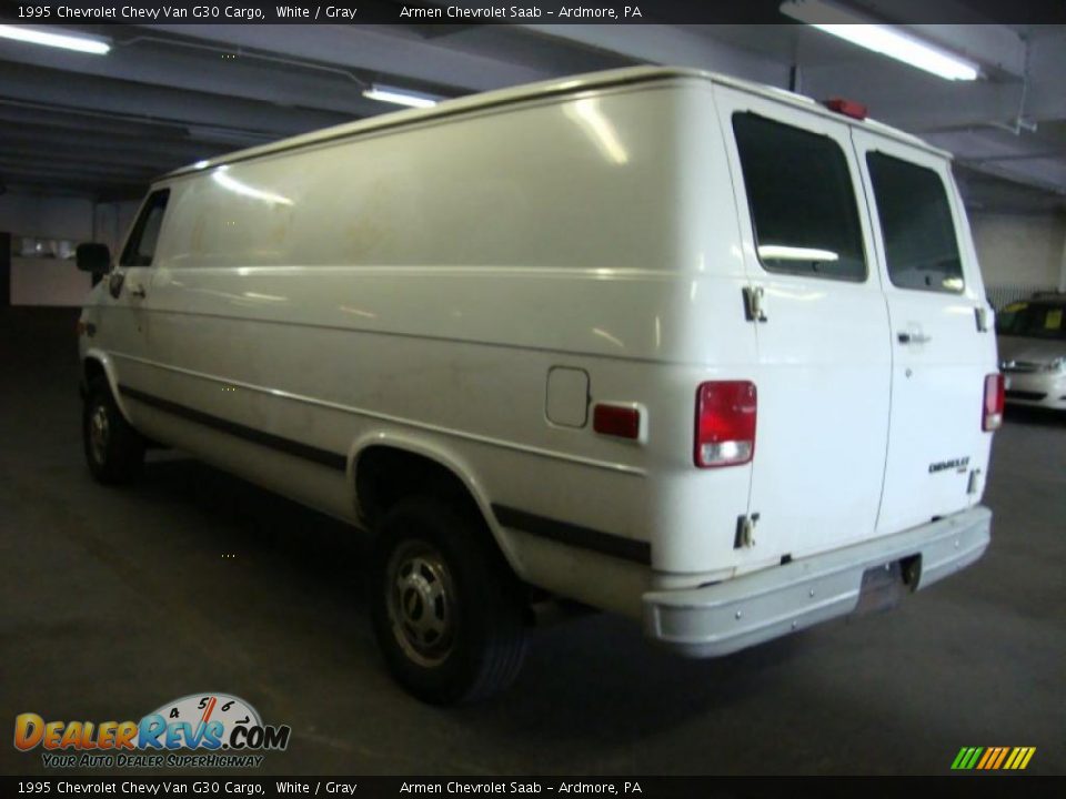 1995 Chevrolet Chevy Van G30 Cargo White / Gray Photo #9